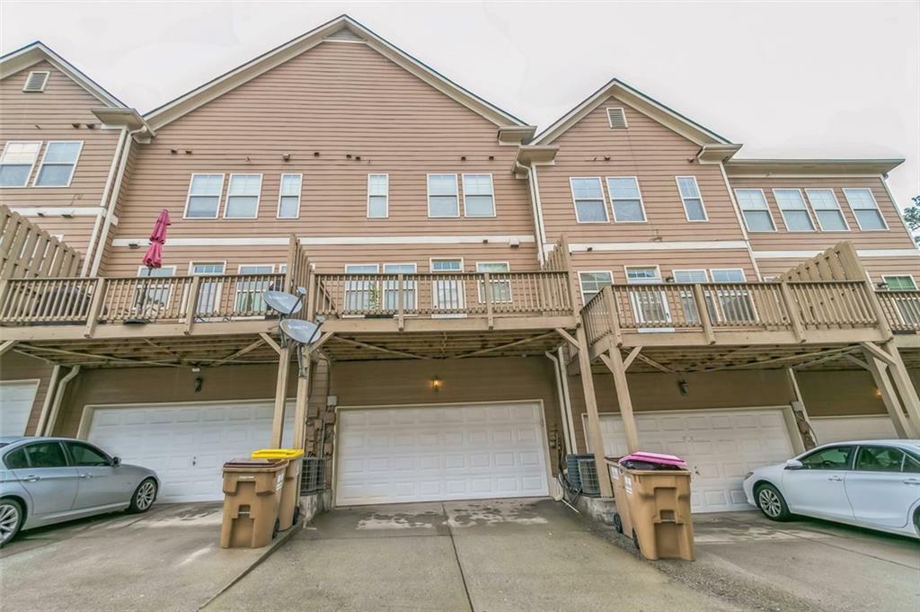 Property Photo: 4358 Grove Field Court GA 30024