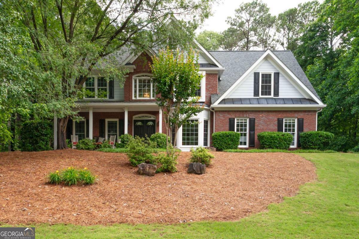 Property Photo: 206 Kingsley Way GA 30188