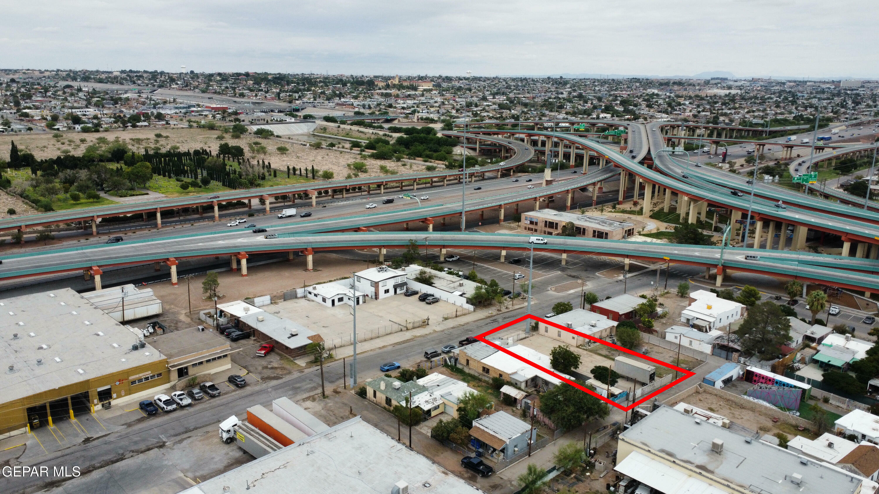 Property Photo: 3908 Durazno Avenue TX 79905