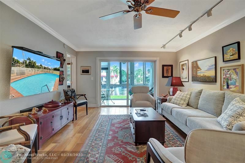 Property Photo: 1332 Bayview Dr 101 FL 33304