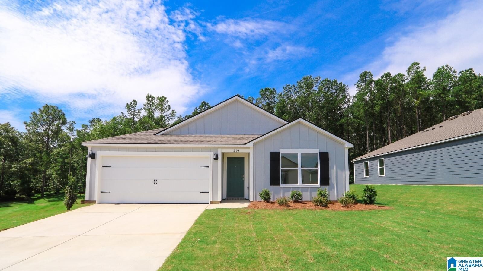 Property Photo: 216 Halifax Lane AL 35043