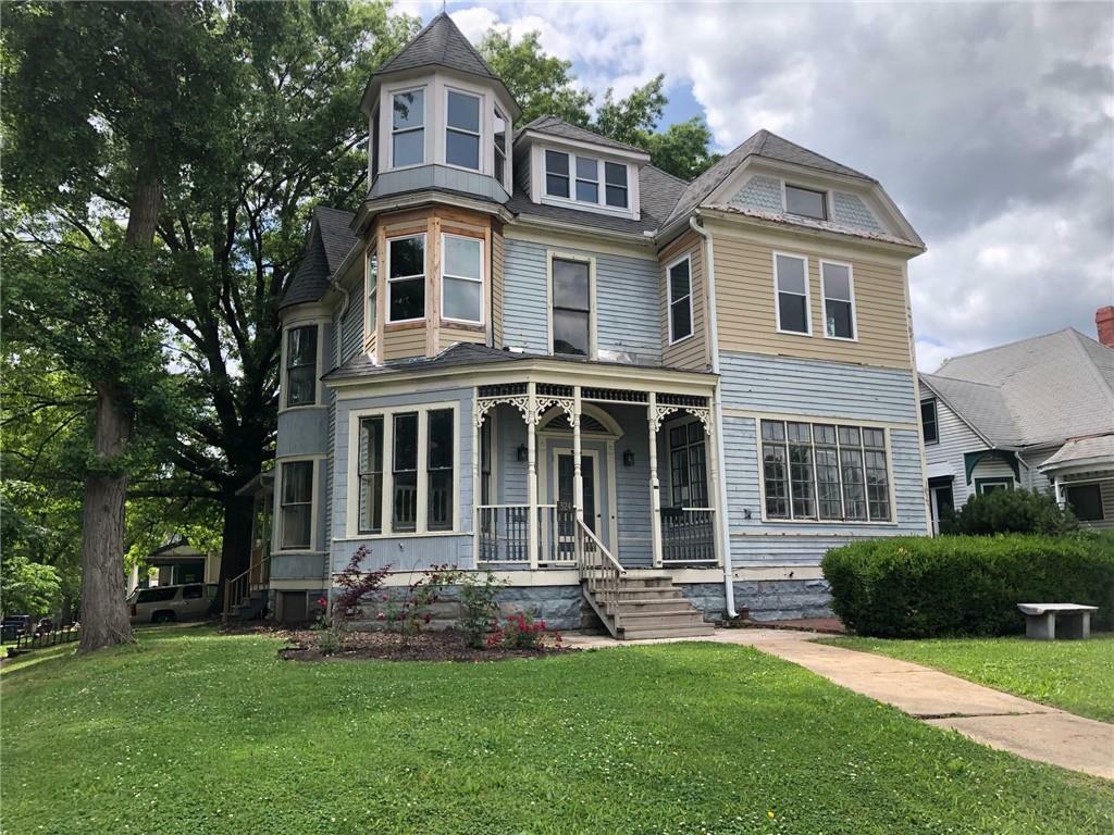 Property Photo:  524 S Grand Avenue  MO 65301 