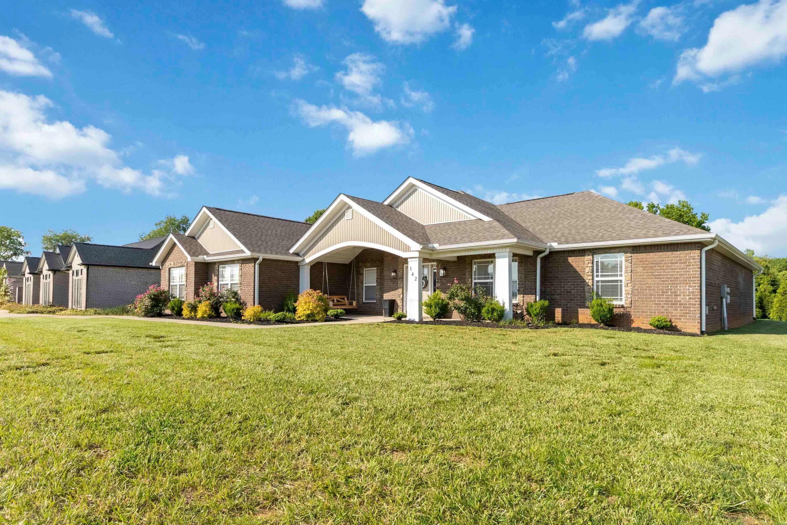 Property Photo: 142 Esplanade Drive KY 42503