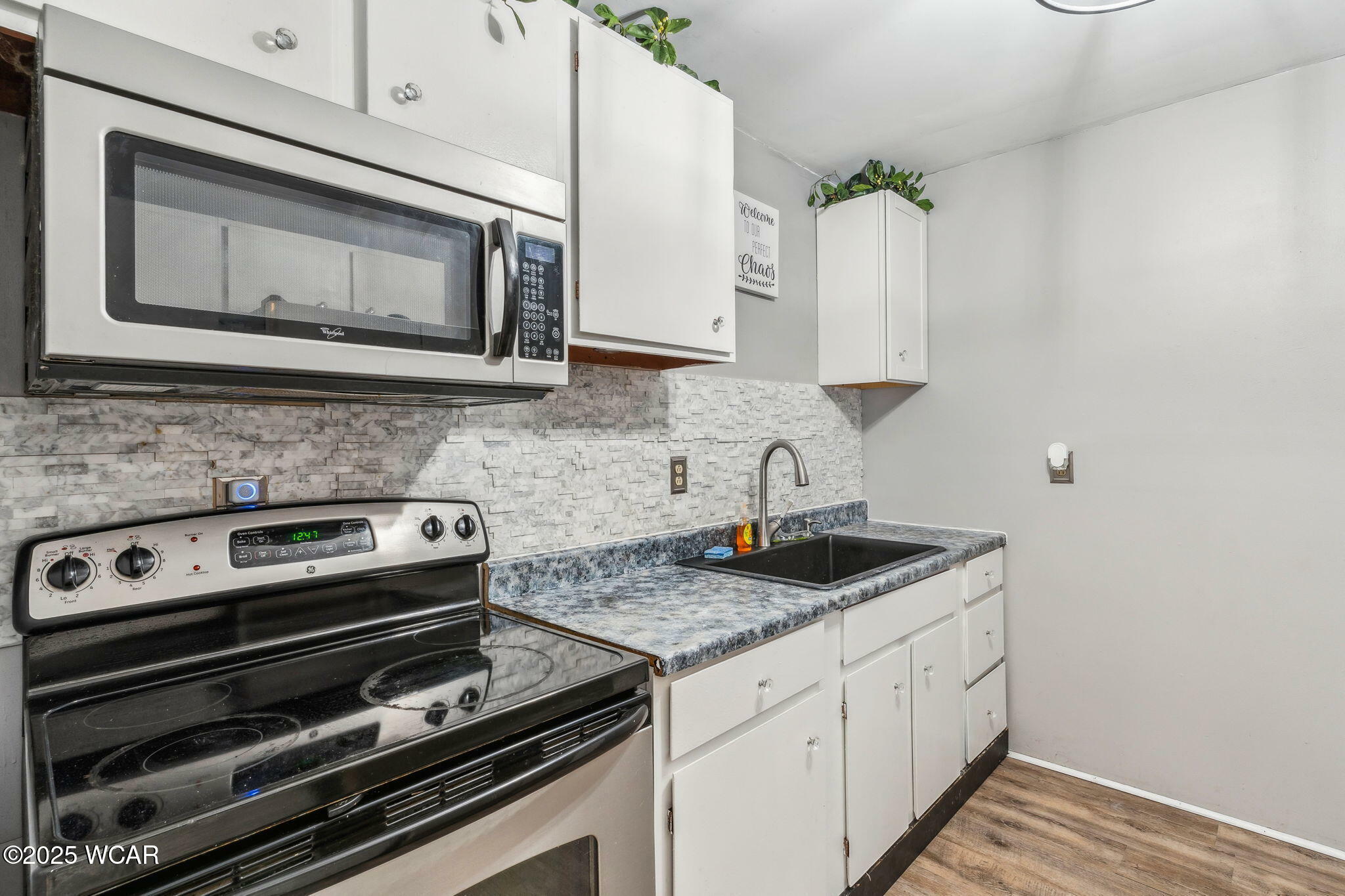 Property Photo: 518 Center St. Street OH 43326