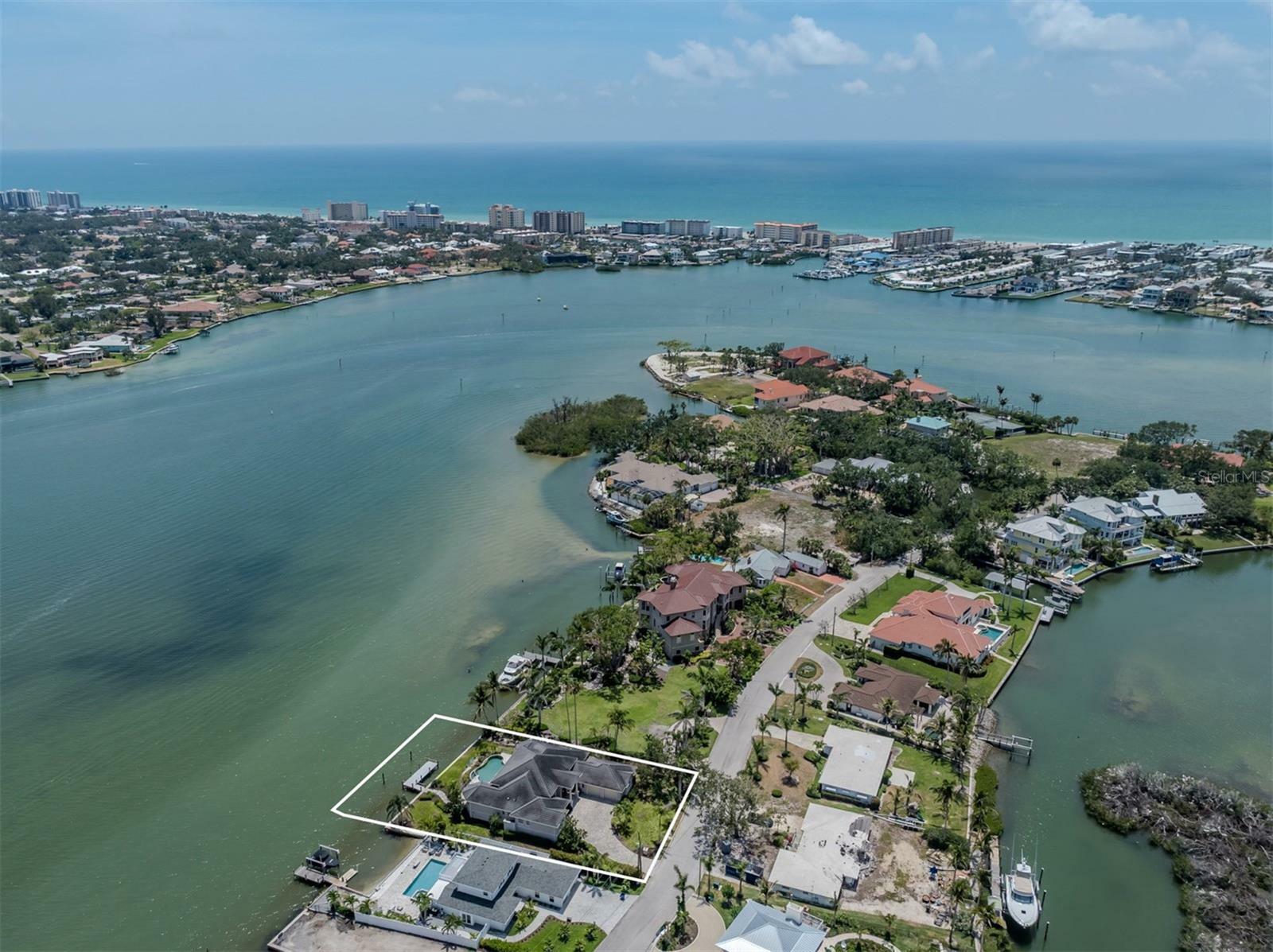 Property Photo: 333 Sunrise Drive FL 34275