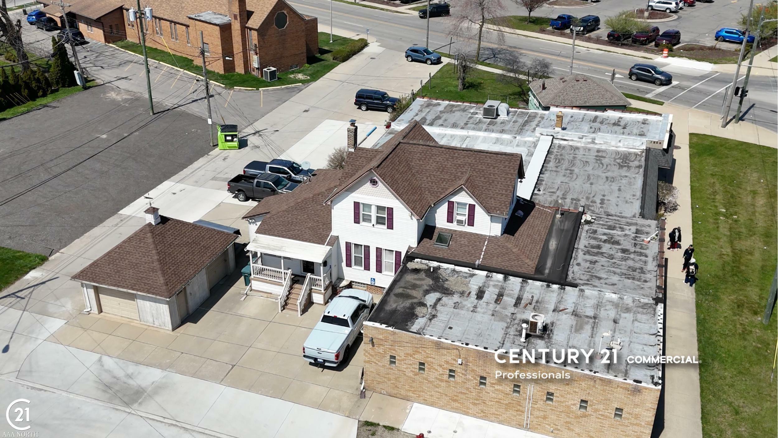 2884 Fort Street  Lincoln Park MI 48146 photo