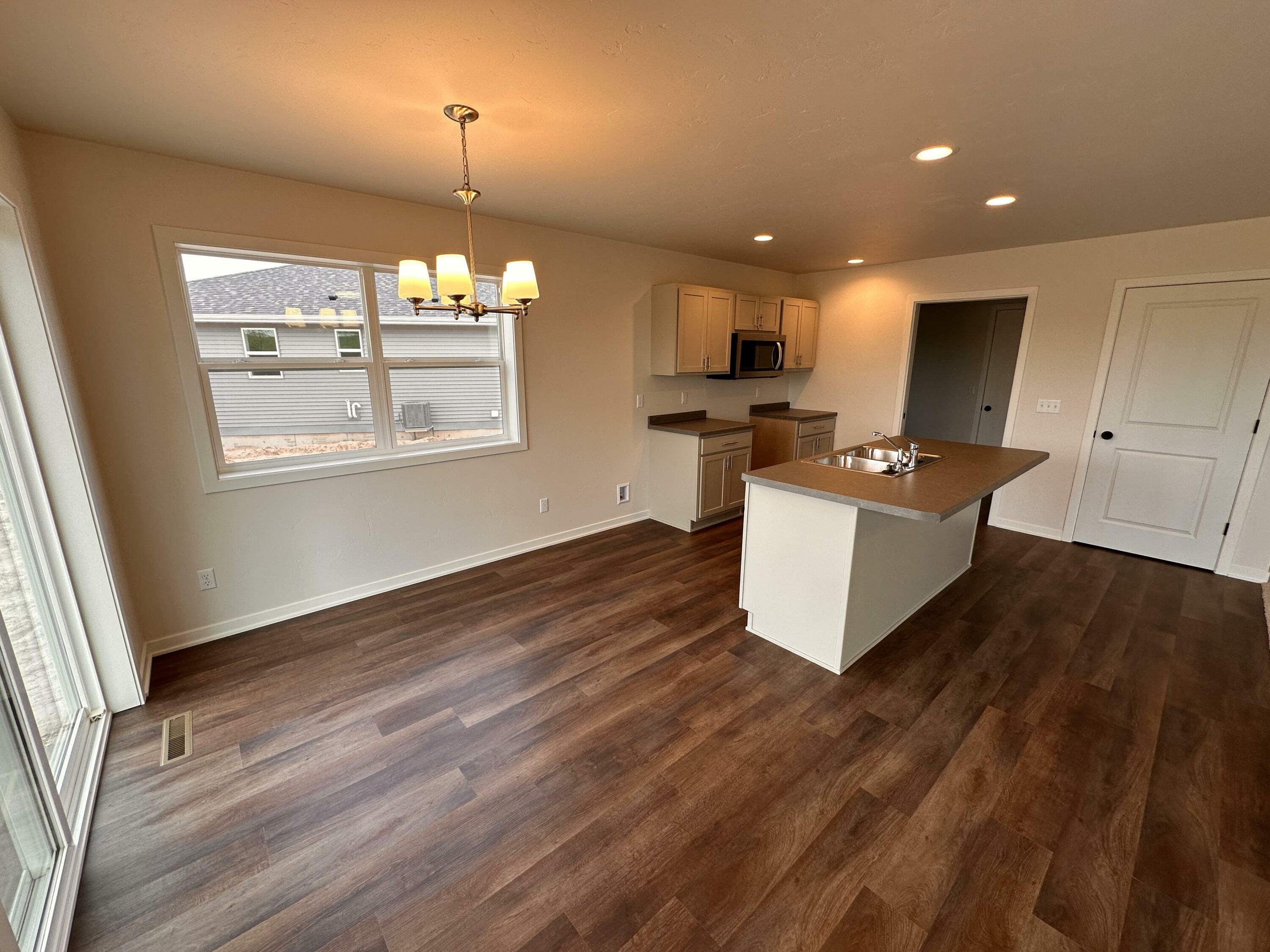 Property Photo: 959 Sully Way WI 53085