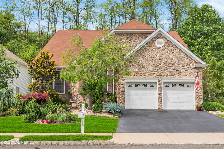 208 Bradwick Way  Marlboro NJ 07746 photo