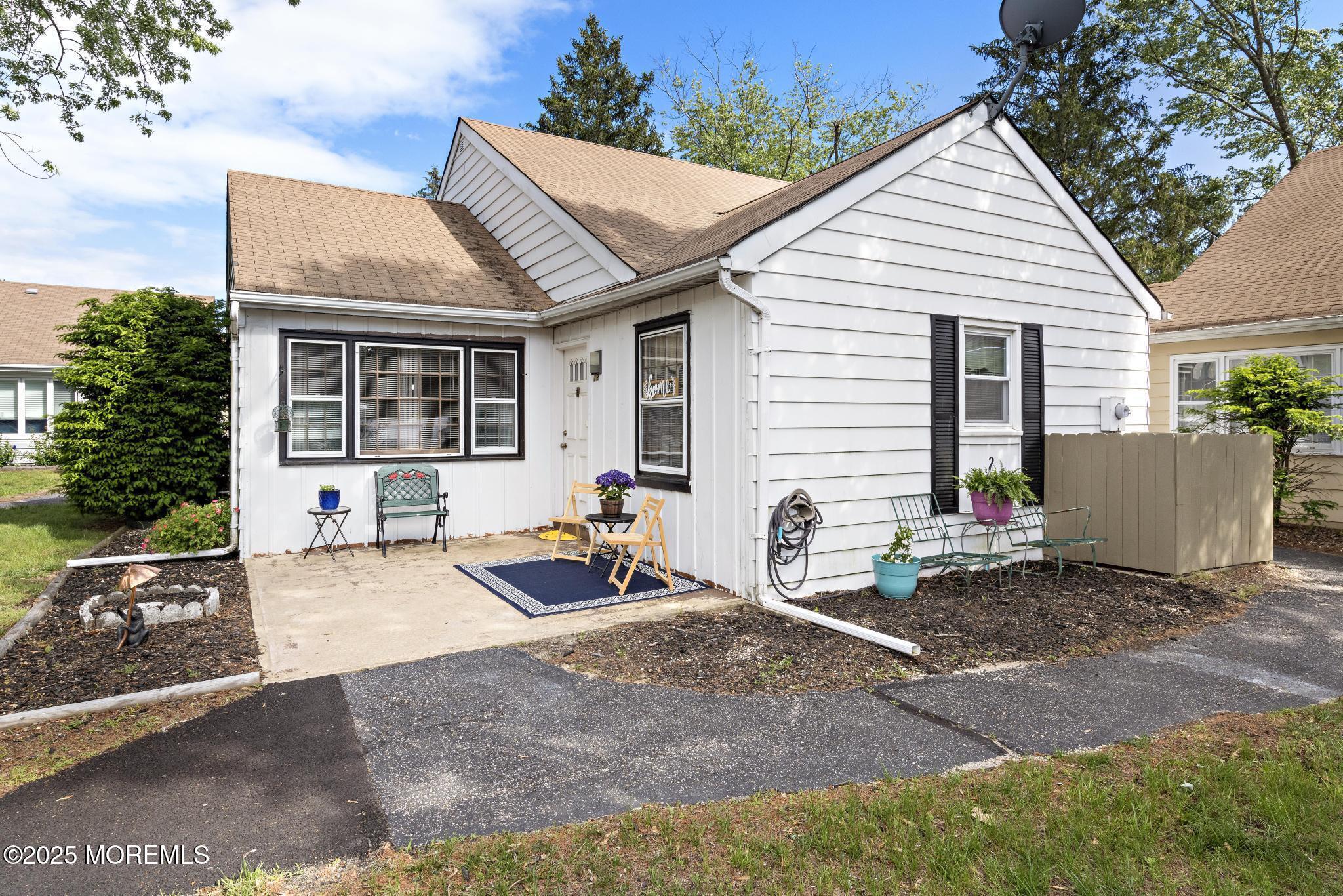 Property Photo:  12 Dover Walk  NJ 08753 