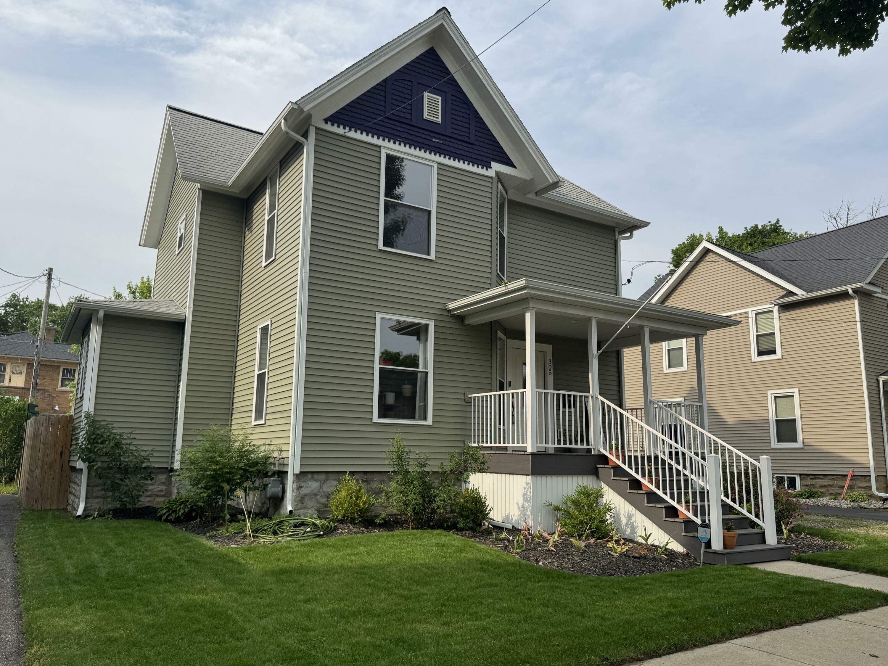 Property Photo: 305 Perry Street MI 49224