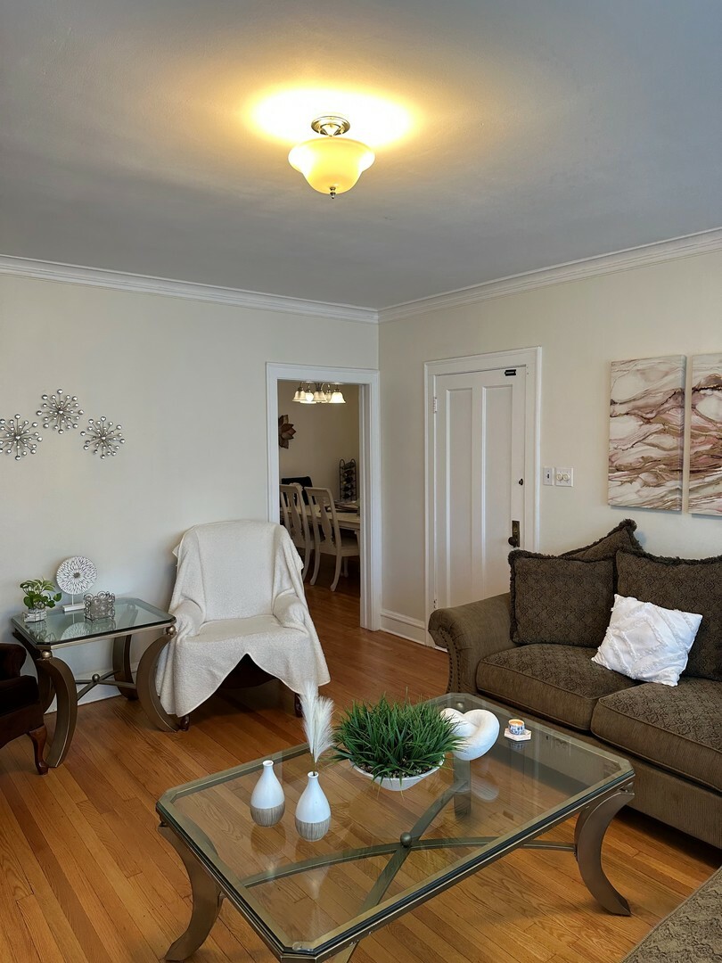 Property Photo:  5528 N Austin Avenue  IL 60630 