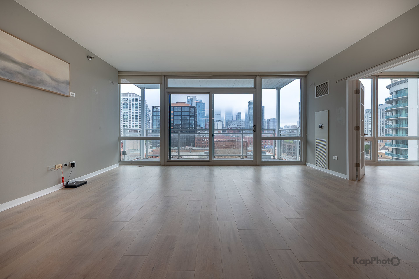 Property Photo: 757 N Orleans Street 1104 IL 60654