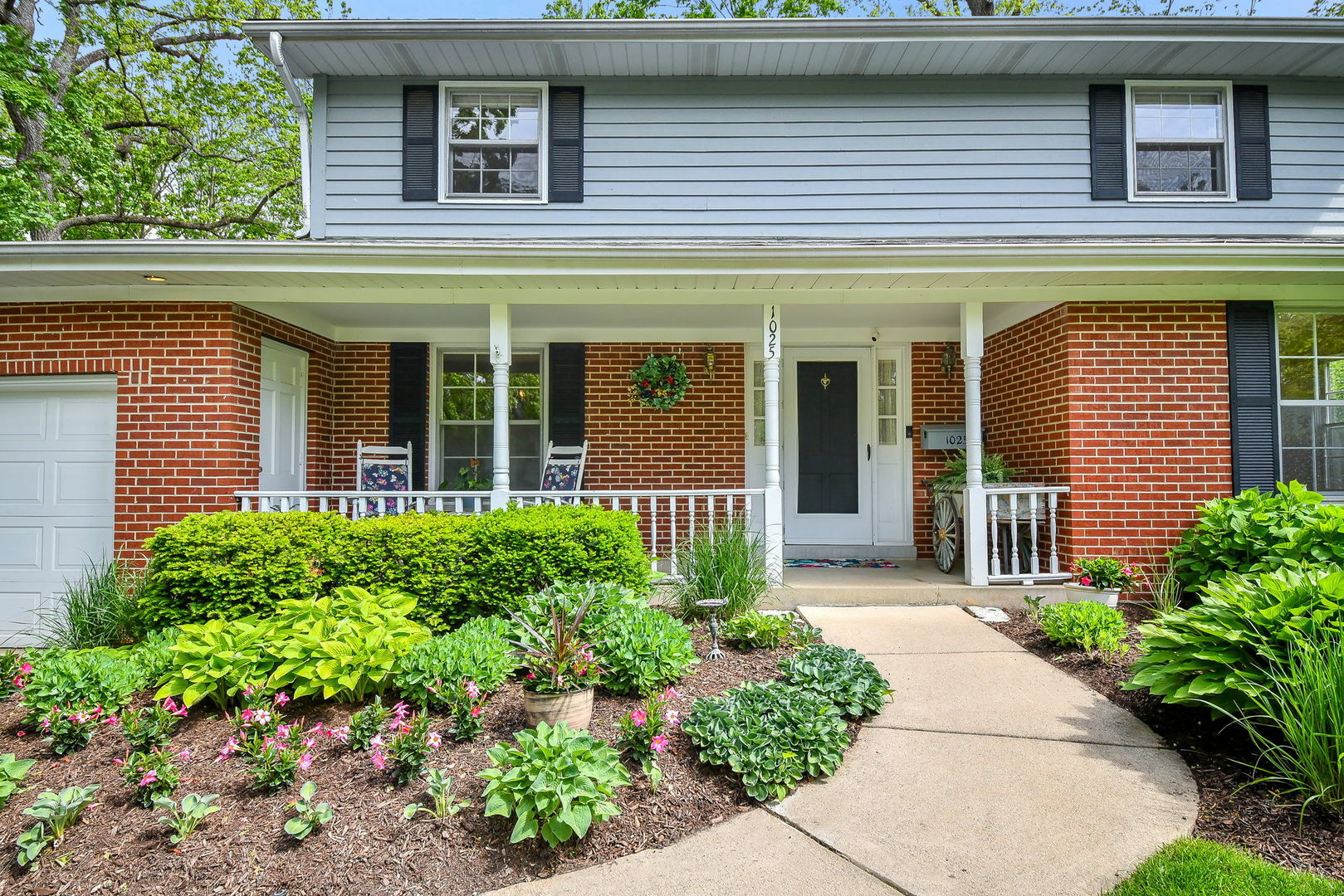 Property Photo:  1025 Elizabeth Avenue  IL 60540 