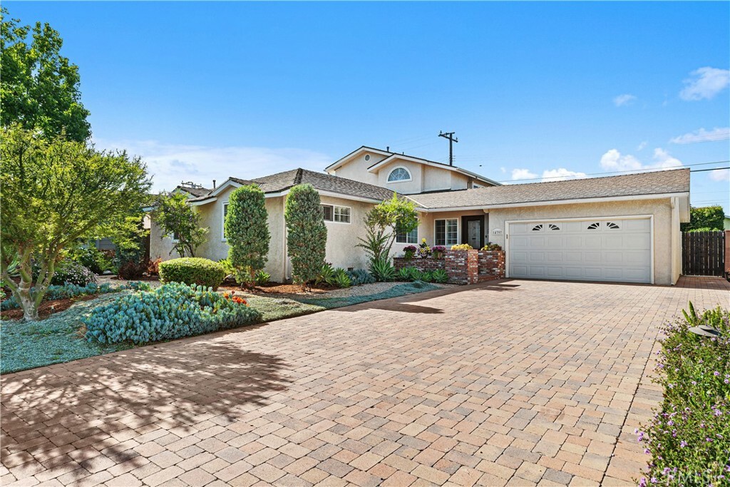 Property Photo:  14797 Gardenhill Drive  CA 90638 