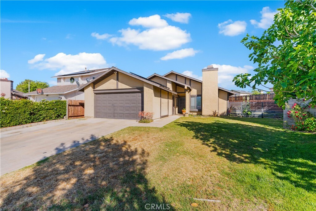 Property Photo:  4846 Karling Place  CA 93552 
