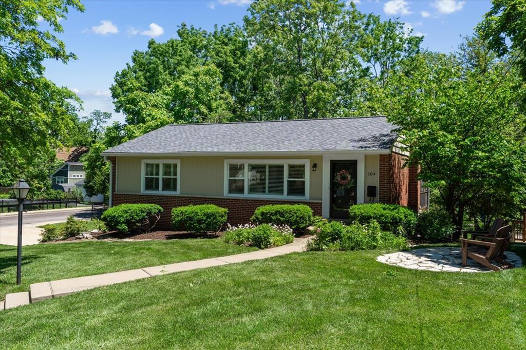 Property Photo: 104 S Brent Avenue MO 63122