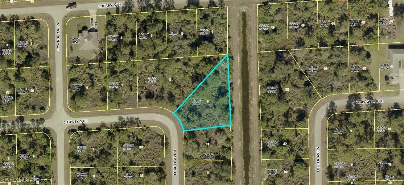 Property Photo: 309 Lubdel Avenue S FL 33974