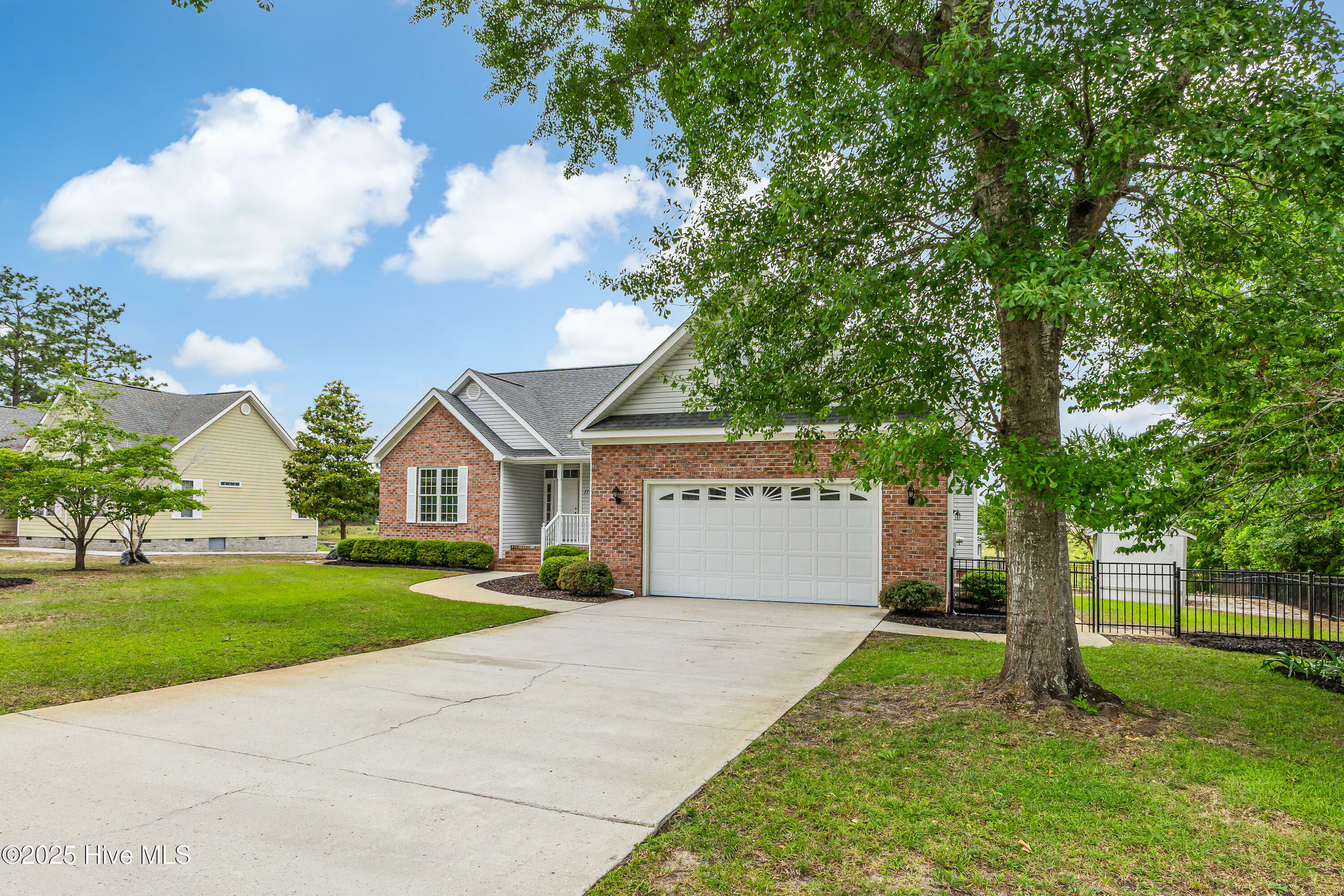 Property Photo: 1171 S Shore Drive NC 28461