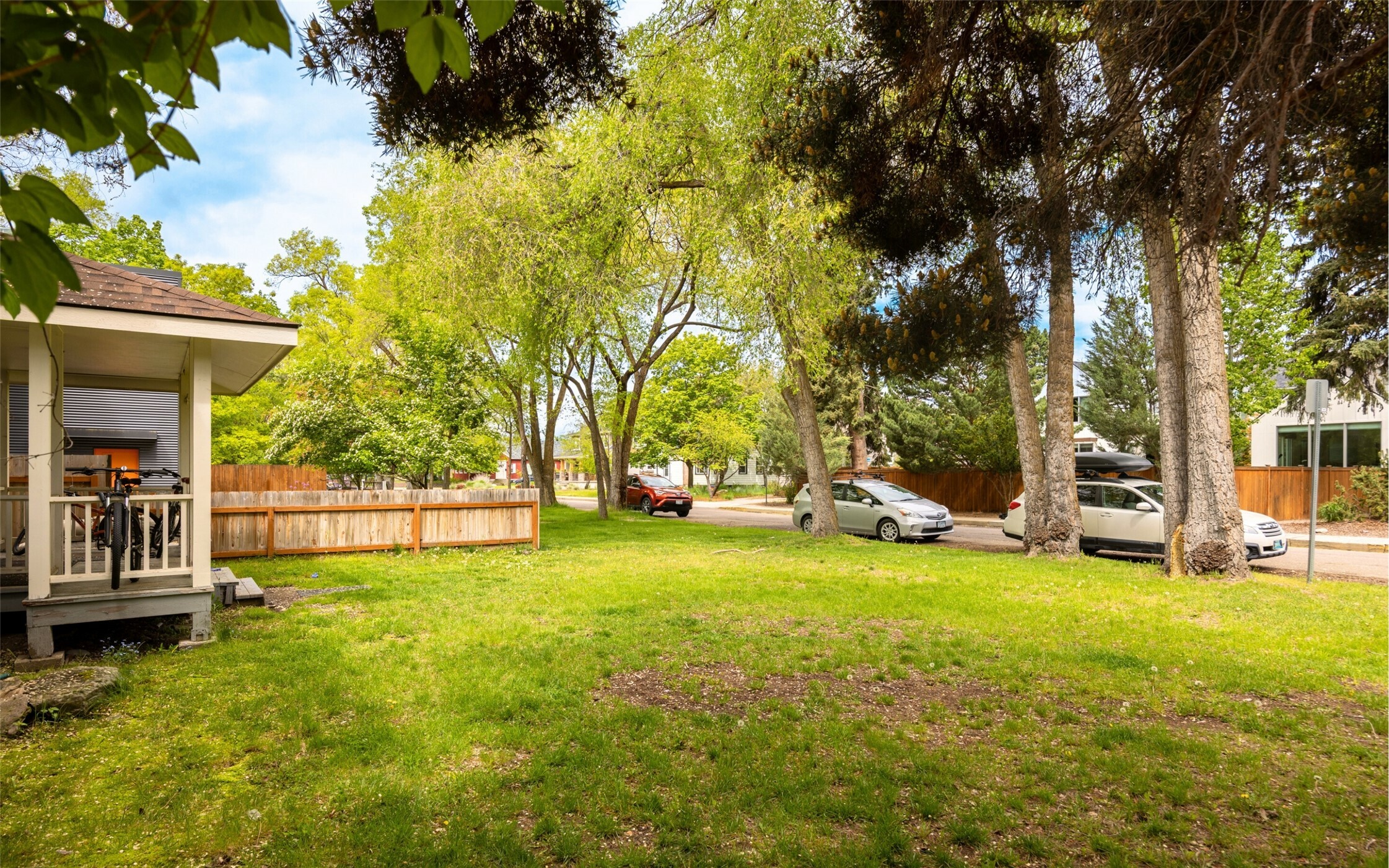 Property Photo:  831 Hastings Avenue  MT 59801 