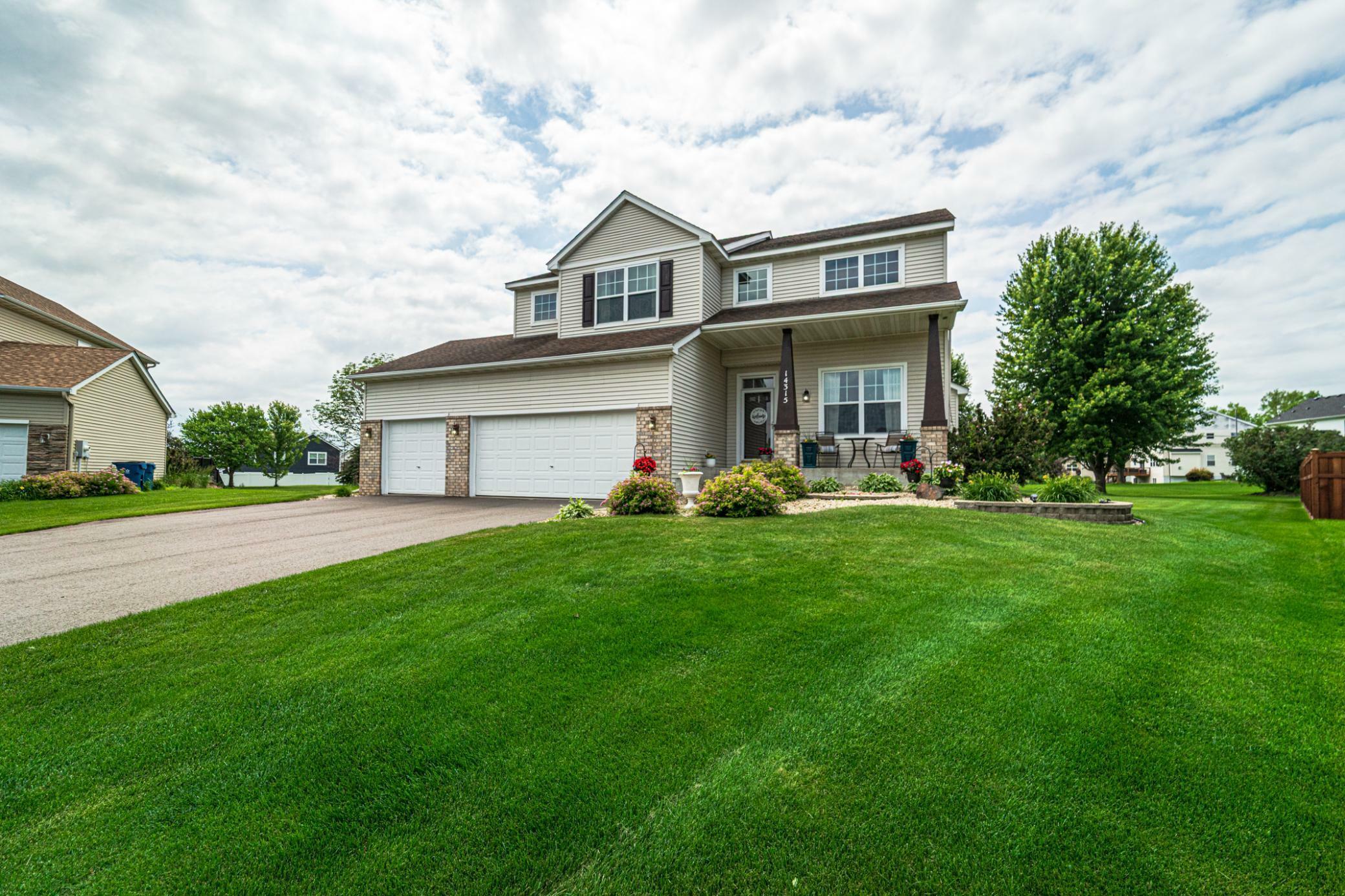 Property Photo: 14315 Belle Court MN 55068