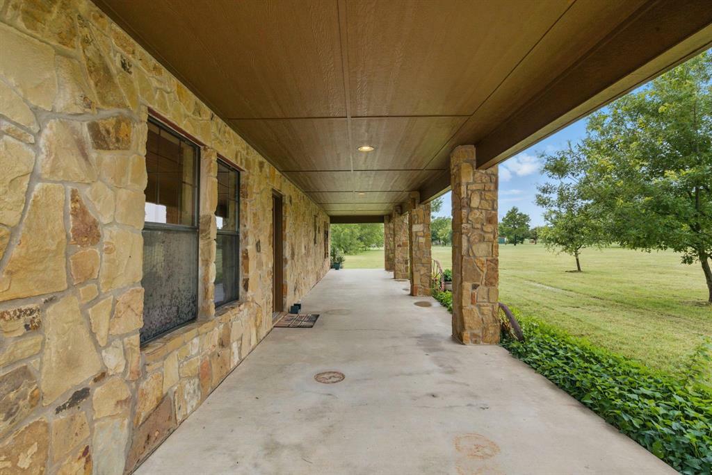 Property Photo: 2790 Fairview Road TX 76066