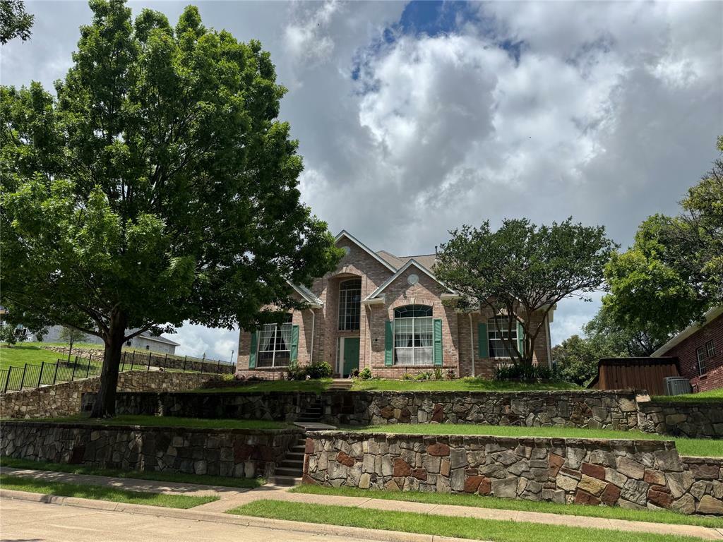 Property Photo: 2802 Sunrise Drive TX 75088