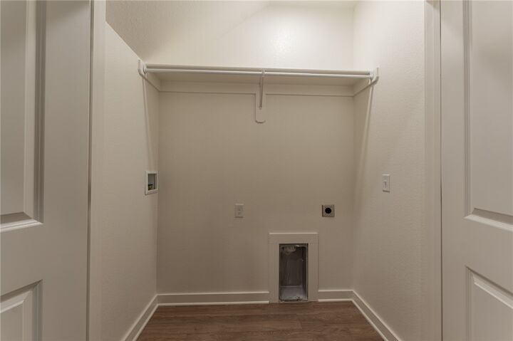 Property Photo:  1323 S Van Buren Avenue  AR 72701 