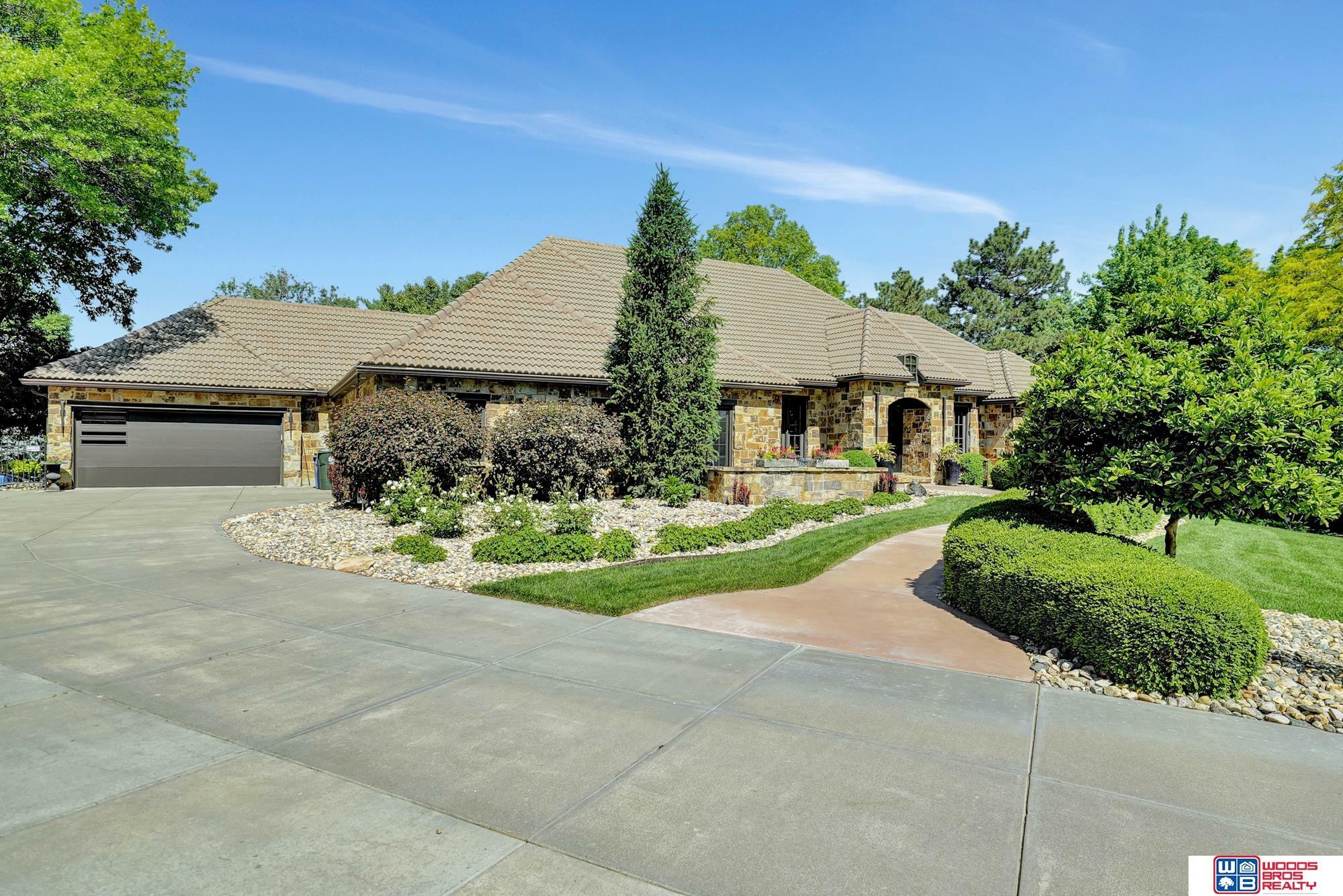 Property Photo:  6602 Pheasant Run Place  NE 68516 