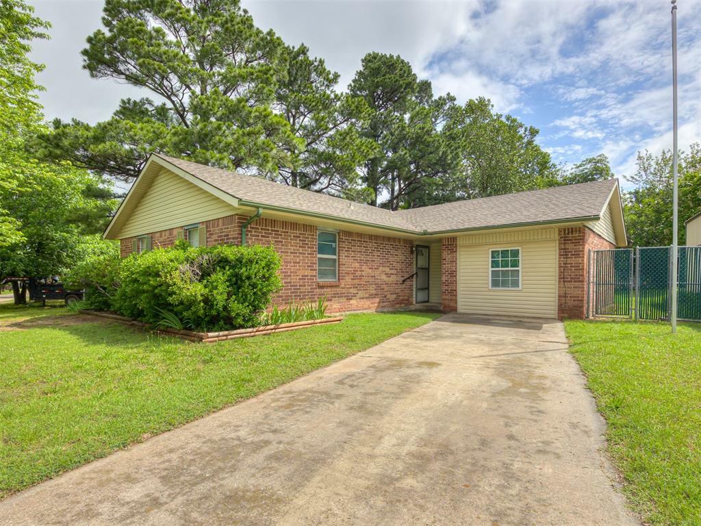 Property Photo: 600 Oak Park Drive OK 73020