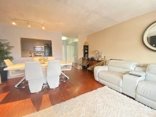 Property Photo: 7 Weld St. 50 MA 01702