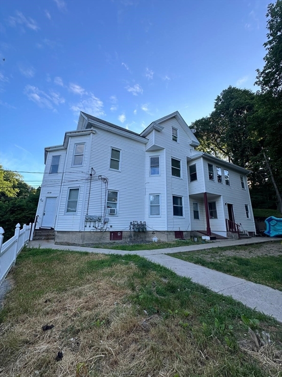 47 Longwood Ave 3  Fitchburg MA 01420 photo