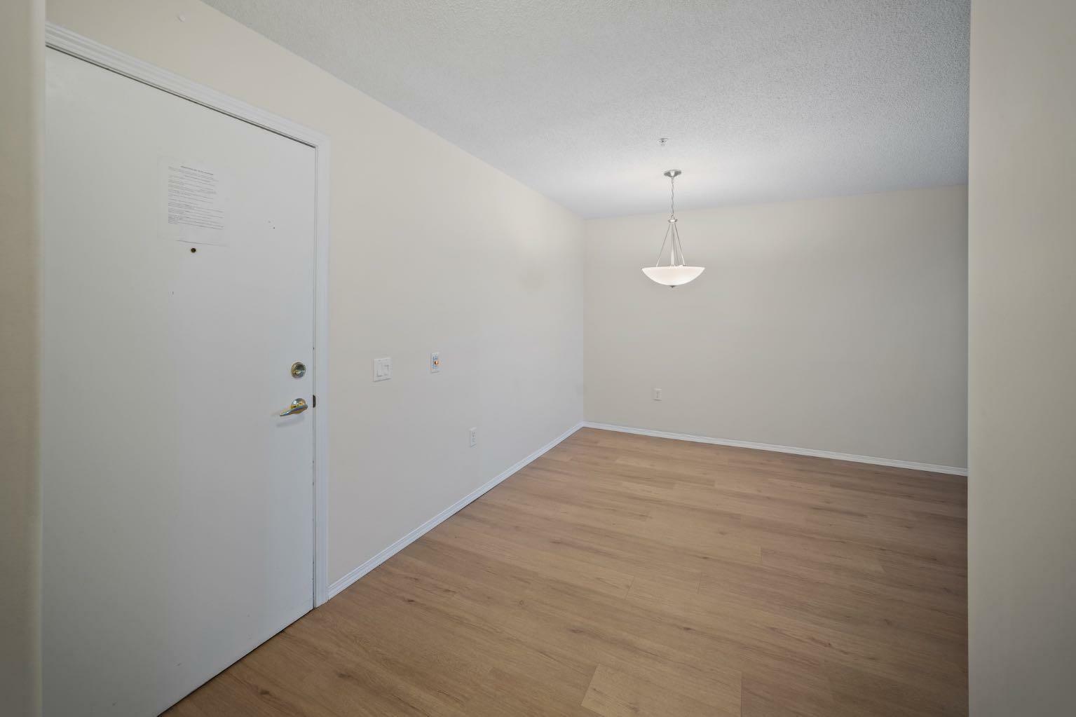 Photo de la propriété: 3121 Millrise Point SW AB T2Y 3W4