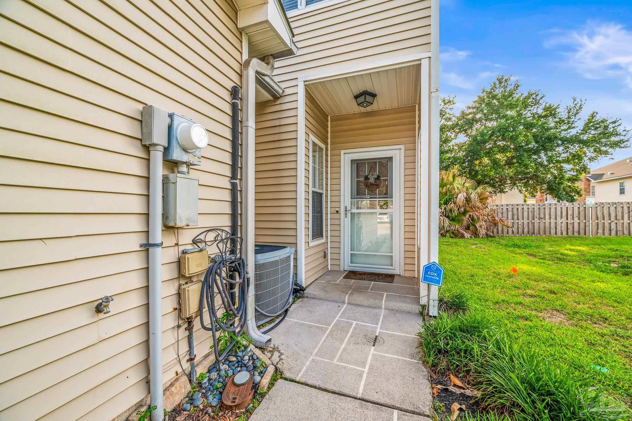 Property Photo:  601 E Burgess Rd K1  FL 32504 