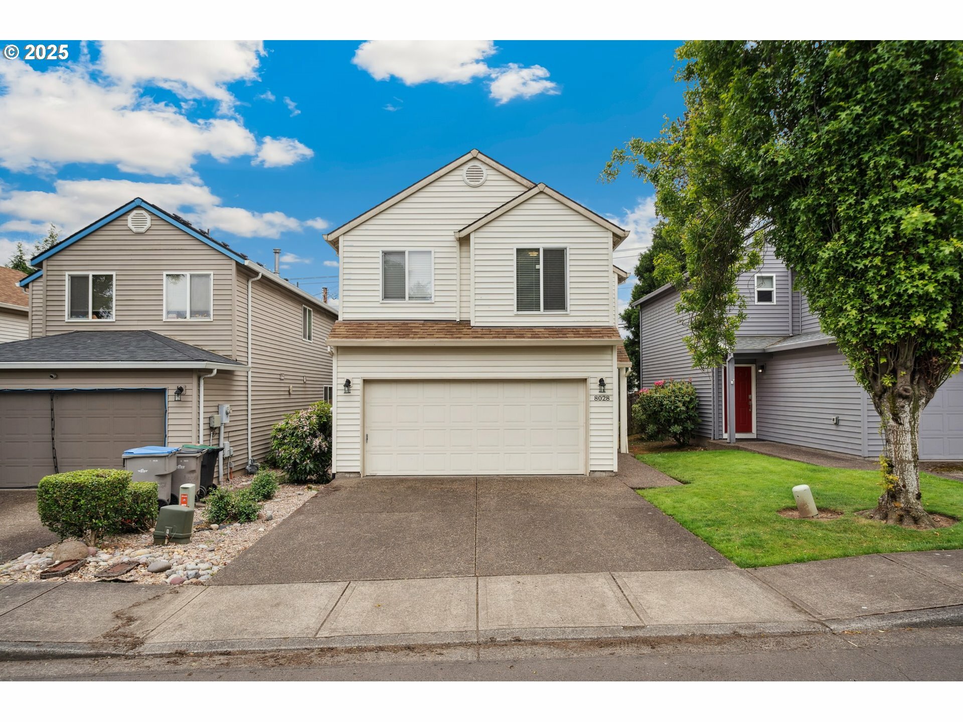 Property Photo: 8028 SW Carol Ann Ct OR 97224