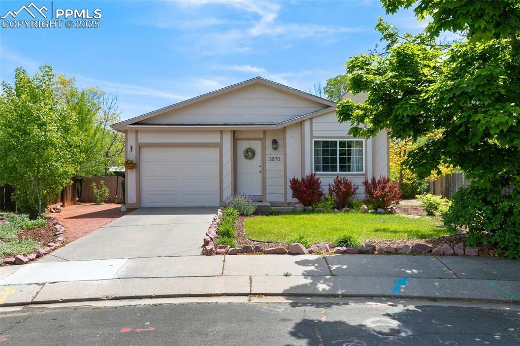 Property Photo: 3870 Chinawood Court CO 80918