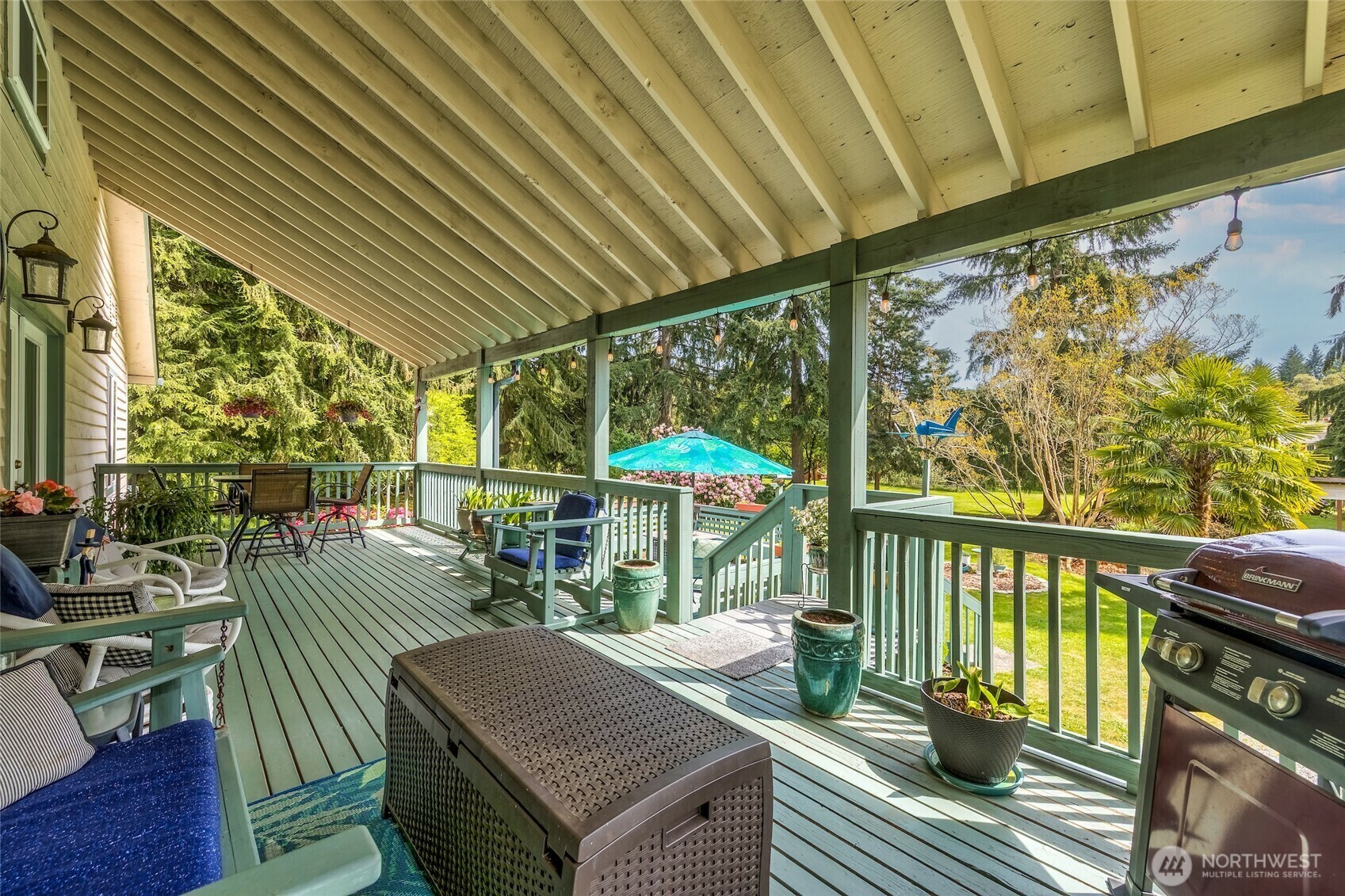 Property Photo:  27428  97th Avenue SW  WA 98070 