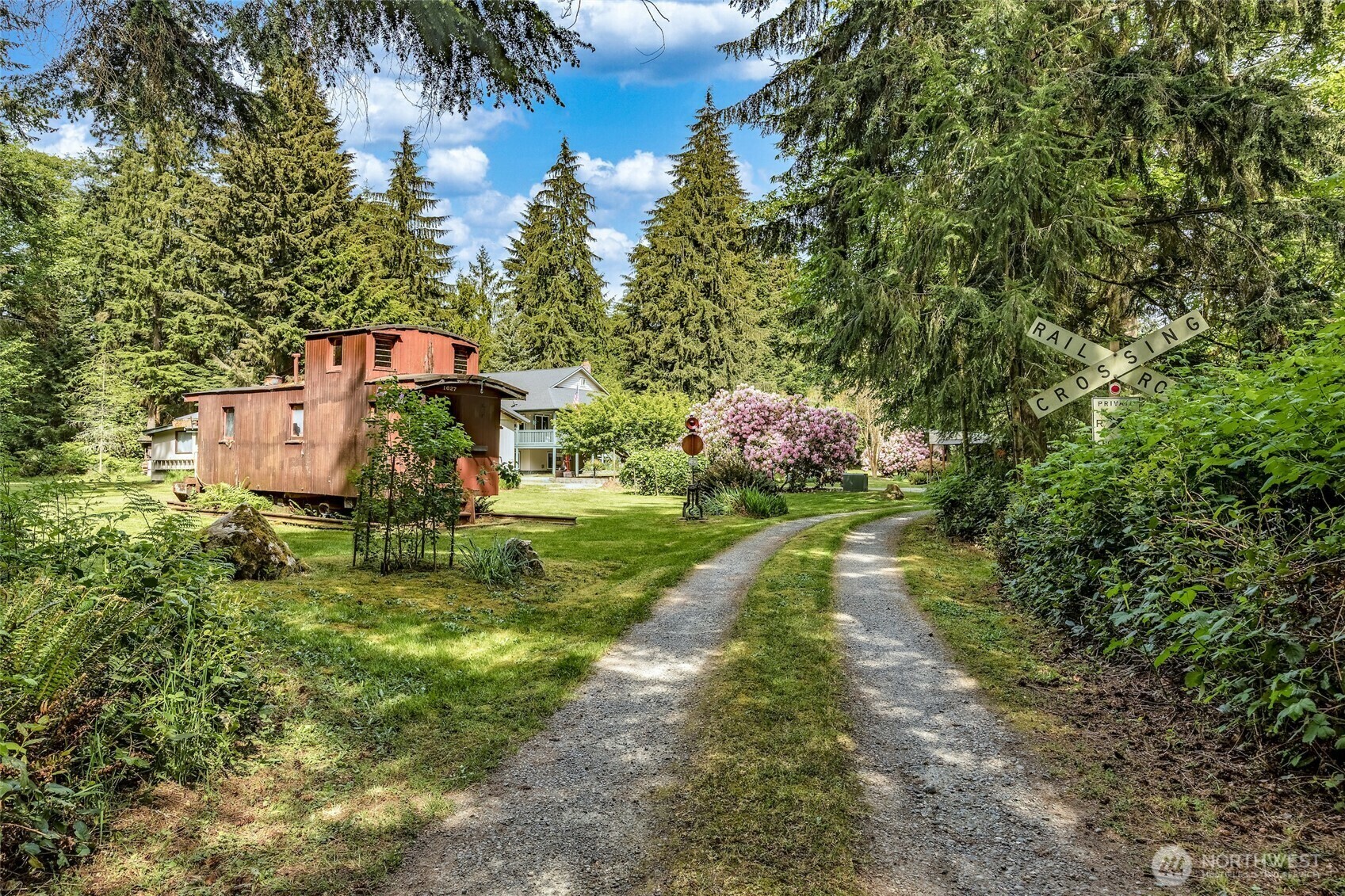 Property Photo: 27428 97th Avenue SW WA 98070