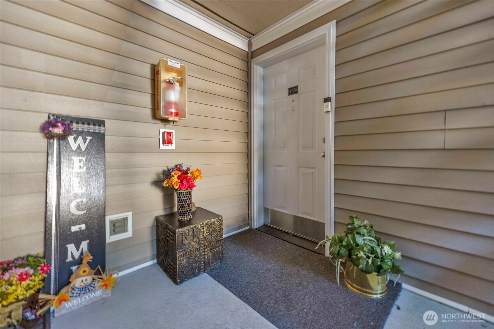 Property Photo: 1009 112th Street SE B106 WA 98208