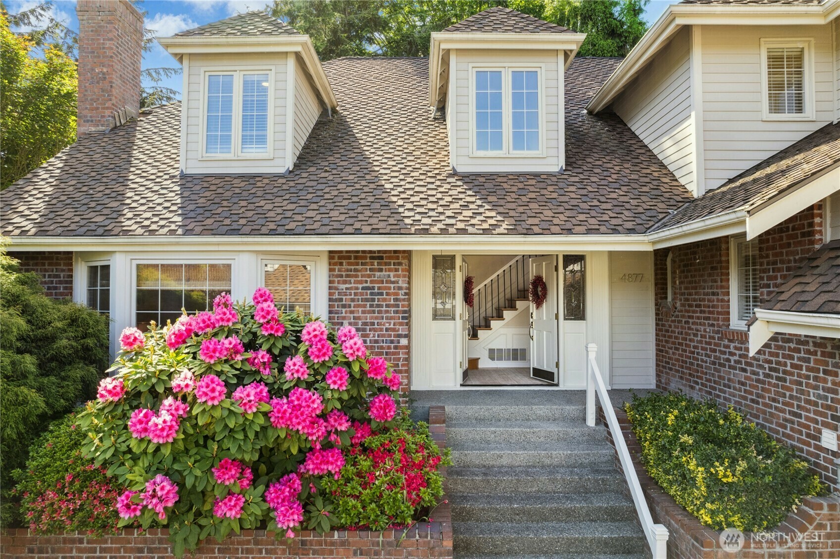 Property Photo: 4877 167th Avenue SE WA 98006