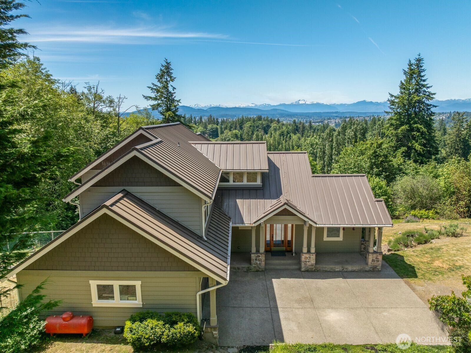 Property Photo: 5675 E Hillcrest Drive WA 98366