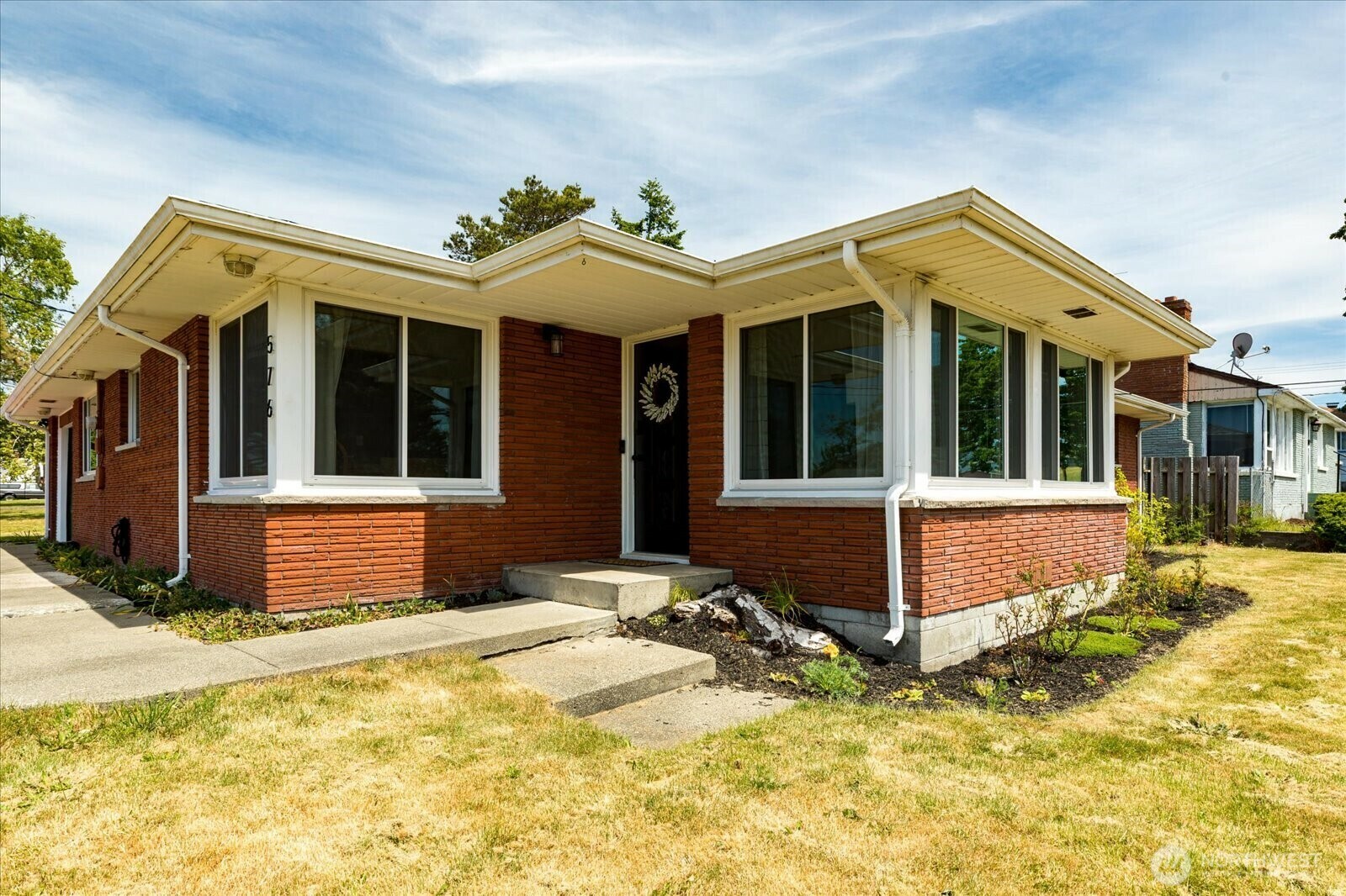 576 SE Quaker Street  Oak Harbor WA 98277 photo