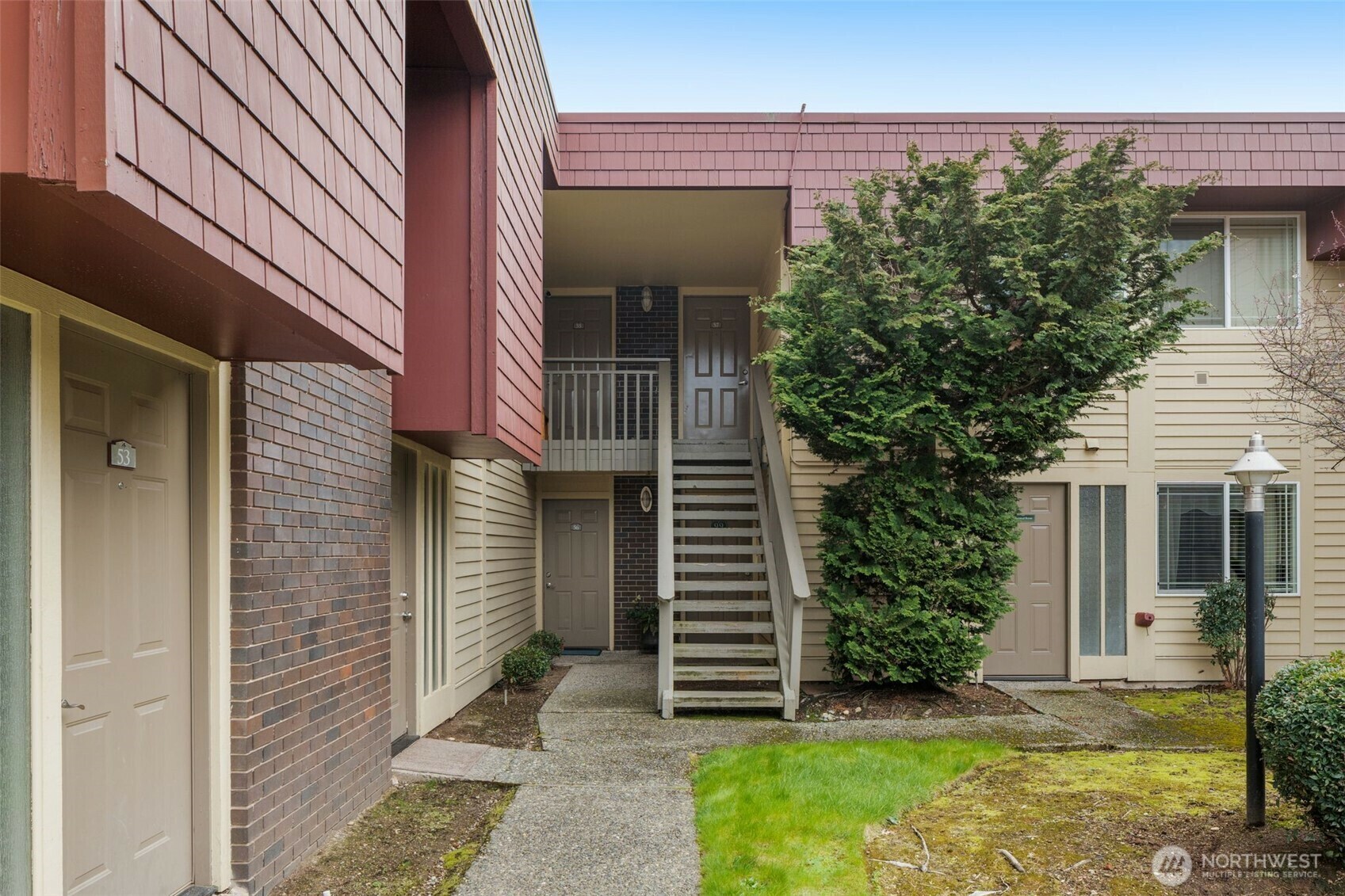 Property Photo: 512 141st Avenue SE 55 WA 98007