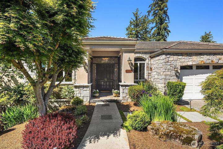 Property Photo:  9234 NE 25th Street  WA 98004 