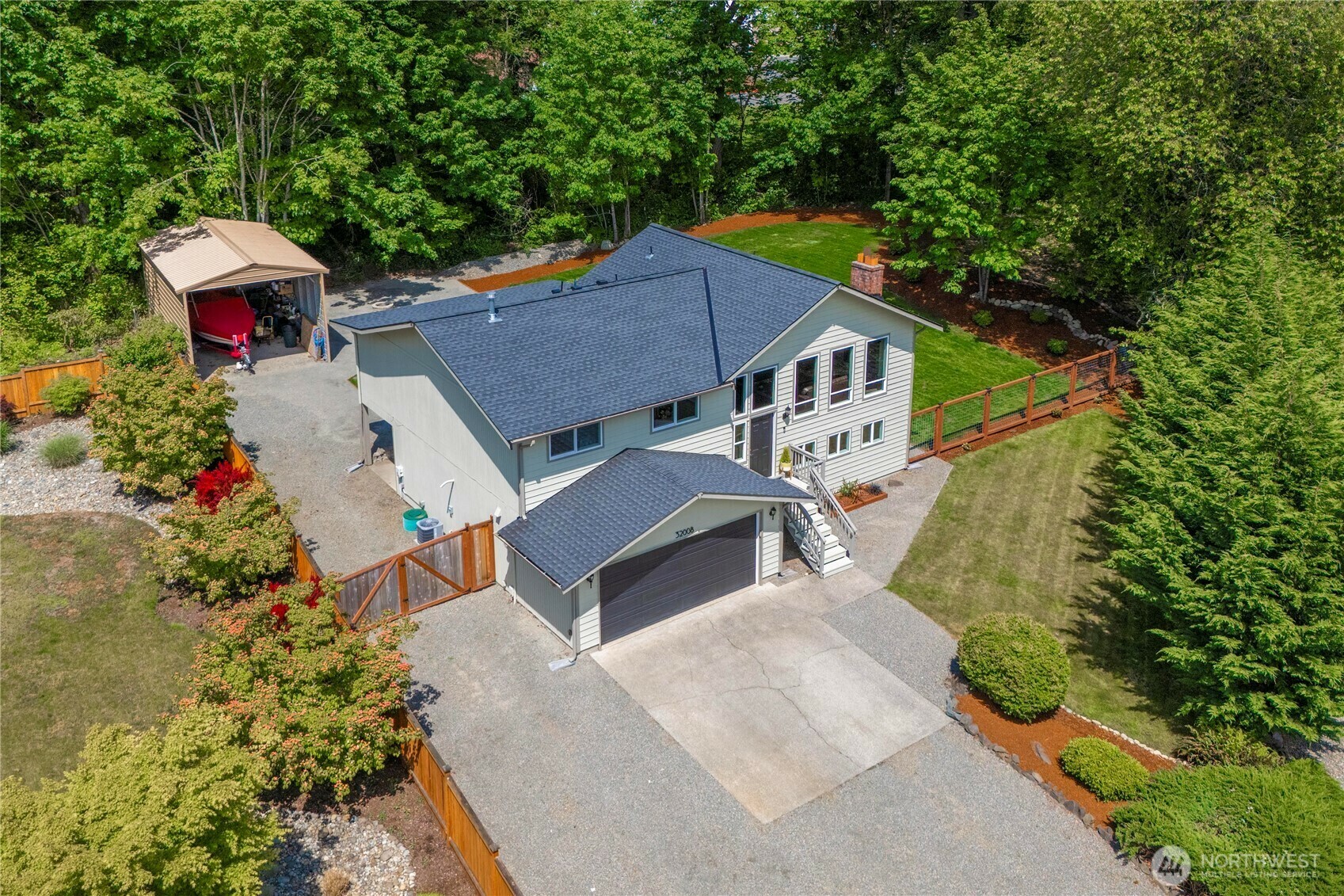 Property Photo: 32008 226th Avenue SE WA 98042