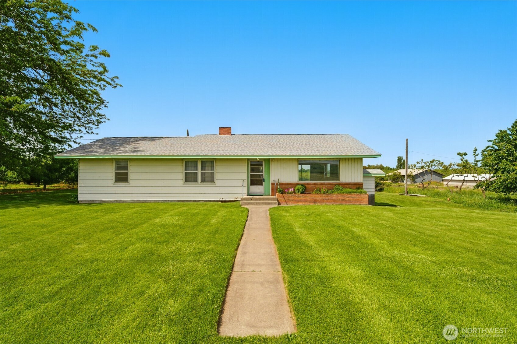Property Photo: 52357 Pleasant View Road OR 97862