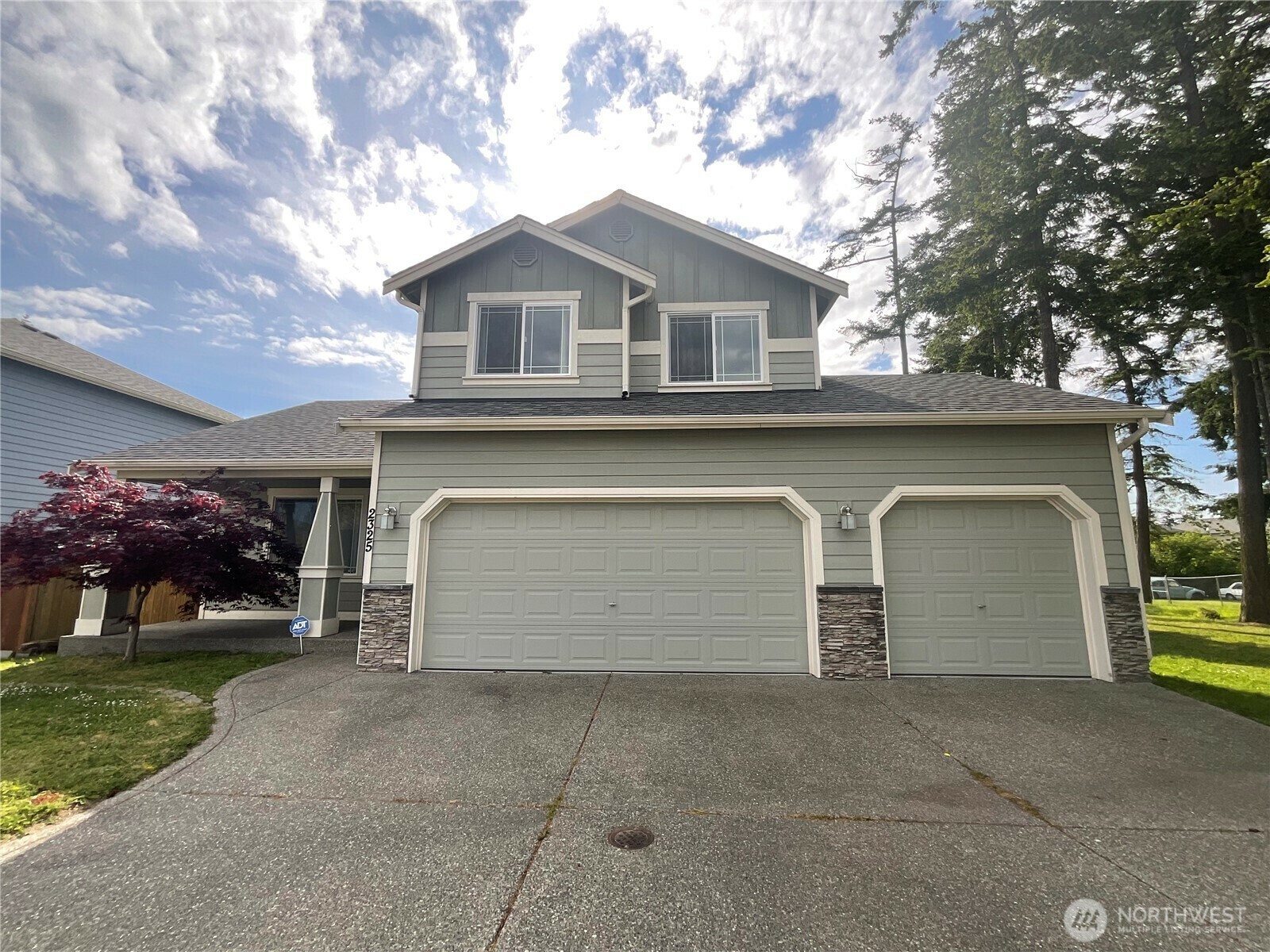 2325 SW Ridgeway Drive  Oak Harbor WA 98277 photo