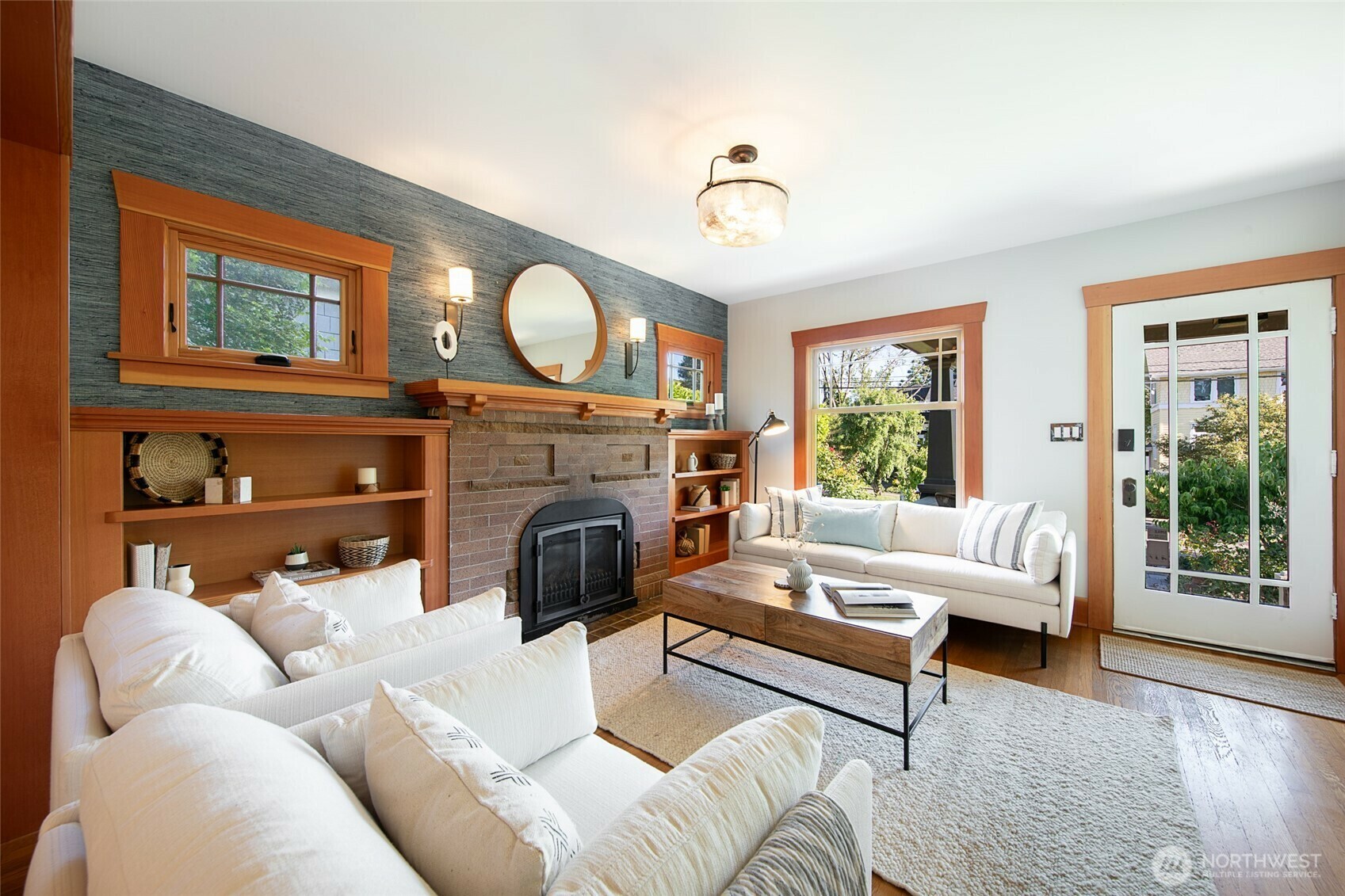 Property Photo: 528 N 83rd Street WA 98103
