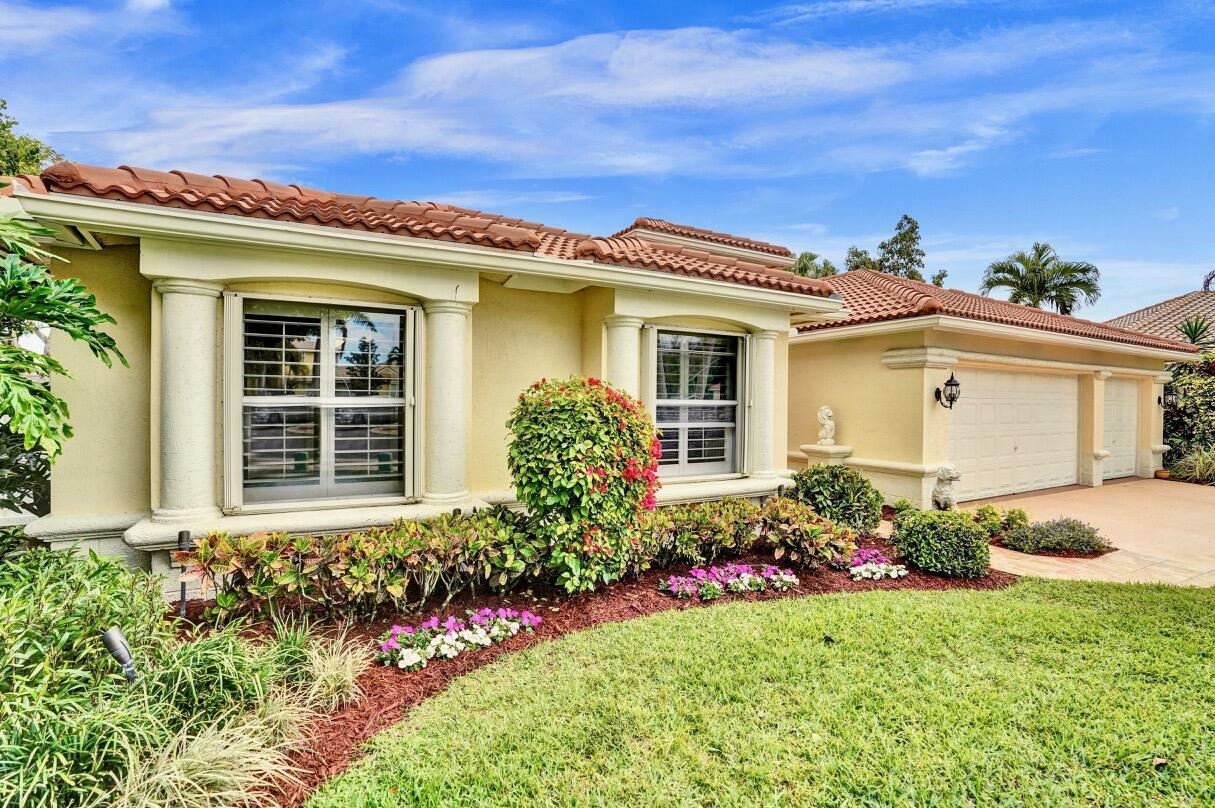 Property Photo: 5321 Indianwood Village Lane FL 33463