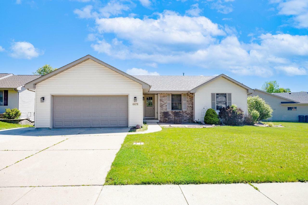 Property Photo: 4426 White Oak Drive WI 53546