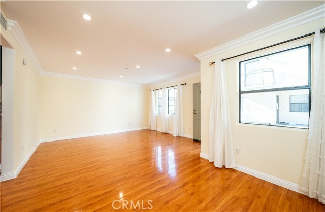 Property Photo: 10894 Olinda Street 116 CA 91352